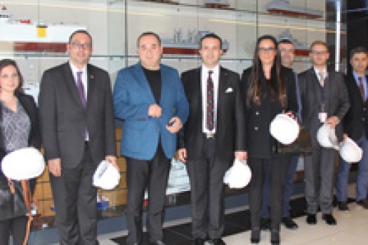 زار قنصل جمهورية مالطا فرنكلين أكويلينا ترسانة اسطنبول 